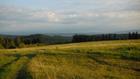 Pogórze Orawskie nad Zubrohlawą, dzięki swojemu rolniczemu charakterowi, oferuje doskonałe widoki, głównie na południe